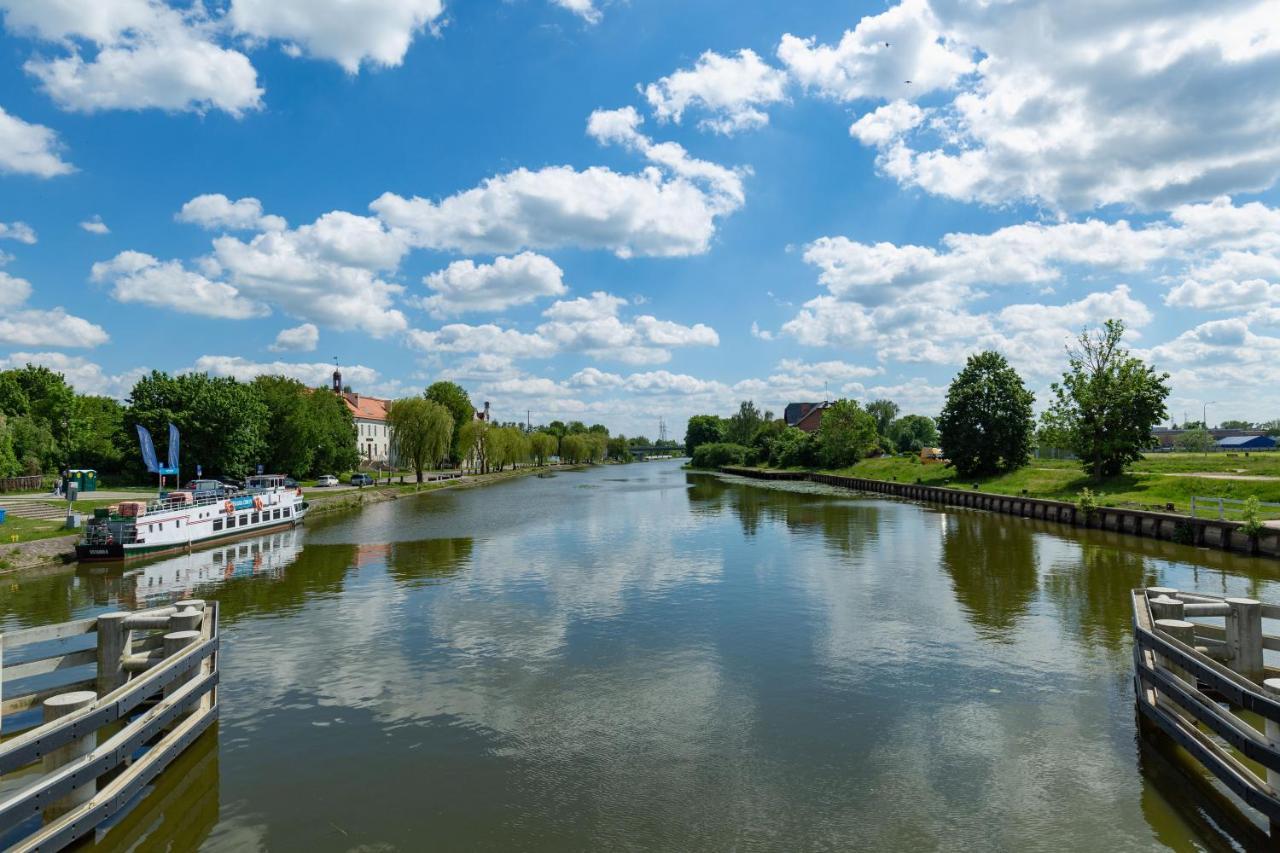 Apartament Kowalska Starowka Apartment แอลบลอง ภายนอก รูปภาพ
